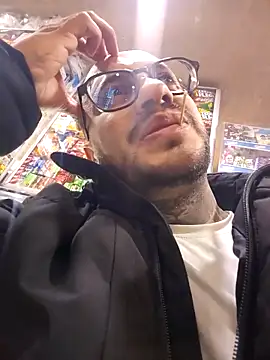 Nicky smith   online show from November 2025 11:25:01 PM