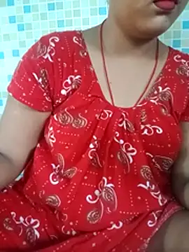 Snapshot of Super-Couple chatting on June 2026 10:15:01 AM Super-Couple online show from June 2026 10:15:01 AM
