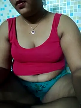 Snapshot of Super-Couple chatting on July 2026 05:15:02 PM Super-Couple online show from July 2026 05:15:02 PM