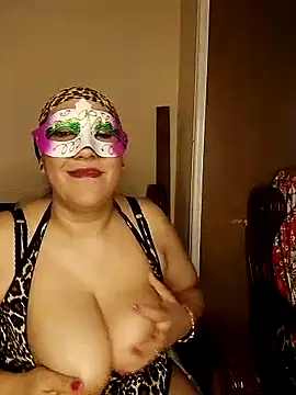 Snapshot of Osha10 chatting on December 2024 01:09:02 PM Osha10 online show from December 2024 01:09:02 PM