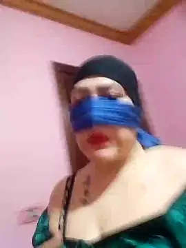 Snapshot of Osha10 chatting on December 2024 01:17:01 PM Osha10 online show from December 2024 01:17:01 PM