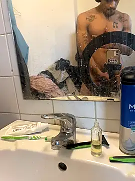 inkslaver13 online show from December 2024 02:30:01 PM