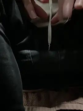 Snapshot of xxxxxrenxxxxx chatting on December 2024 04:22:02 AM xxxxxrenxxxxx online show from December 2024 04:22:02 AM