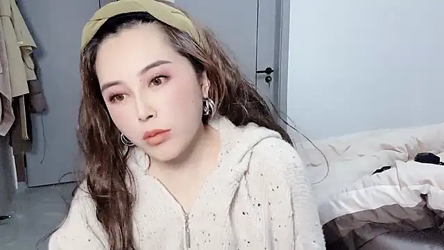 qiaomm online show from December 2024 10:17:02 AM