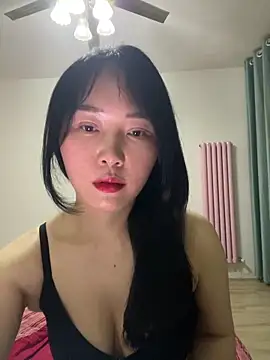qiaomm online show from May 2026 12:32:01 PM