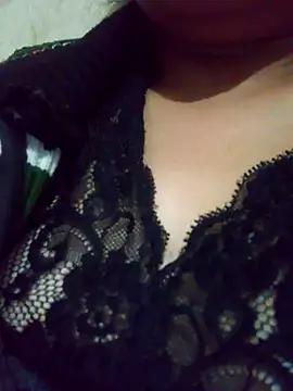 Snapshot of sweet_ruhi chatting on December 2024 03:33:02 PM sweet ruhi online show from December 2024 03:33:02 PM