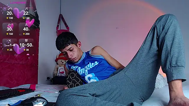 Snapshot of BIG_cockpether chatting on February 2025 02:02:01 PM BIG cockpether online show from February 2025 02:02:01 PM