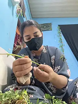 Snapshot of Black_Glow chatting on January 2025 04:41:02 AM Black Glow online show from January 2025 04:41:02 AM