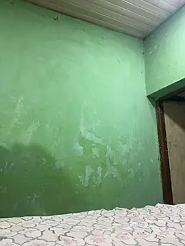 Snapshot of Black_Glow chatting on February 2025 04:04:01 PM Black Glow online show from February 2025 04:04:01 PM