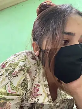 Snapshot of Black_Glow chatting on March 2025 03:58:02 PM Black Glow online show from March 2025 03:58:02 PM