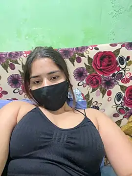 Snapshot of Black_Glow chatting on March 2025 05:07:02 PM Black Glow online show from March 2025 05:07:02 PM