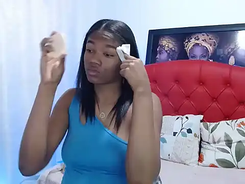 Snapshot of MISSANDRE4 chatting on January 2025 01:28:01 PM MISSANDRE4 online show from January 2025 01:28:01 PM