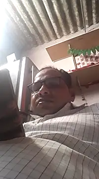 Jhon837486 online show from December 2024 04:38:02 PM