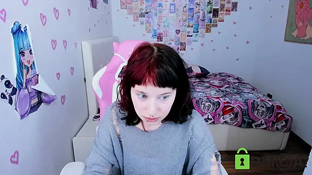 ElizaNik  online show from January 2025 04:34:02 PM