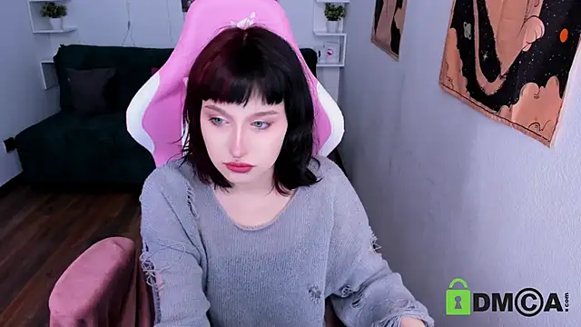 ElizaNik  online show from March 2025 04:43:01 AM