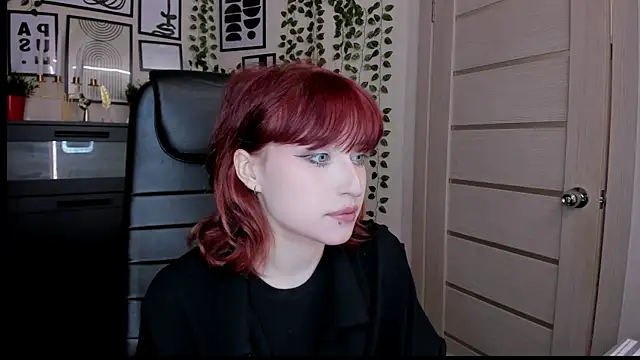 Snapshot of ElizaNik_ chatting on July 2026 10:58:02 PM ElizaNik online show from July 2026 10:58:02 PM