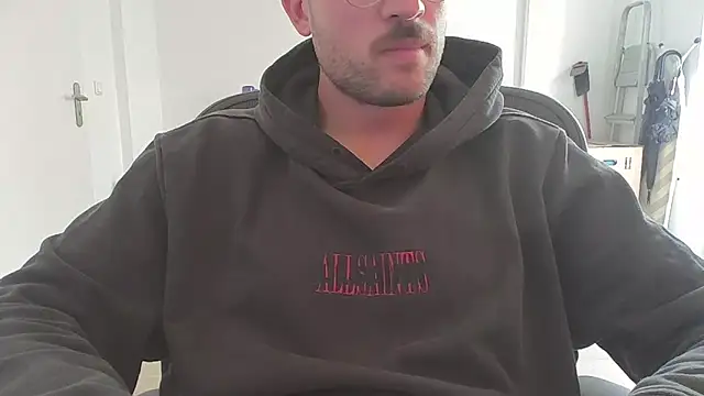 taallguyy 196 online show from October 2025 08:56:02 AM