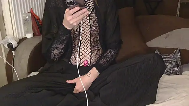 liloucamchaudee online show from March 2026 09:09:01 PM