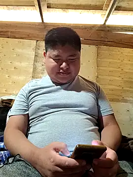 Carlosfkf online show from April 2026 09:32:01 PM