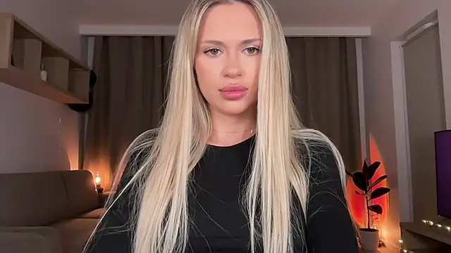 Snapshot of Julia_RL chatting on September 2025 10:03:02 PM Julia RL online show from September 2025 10:03:02 PM