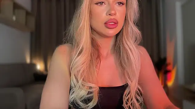 Snapshot of Julia_RL chatting on November 2025 11:10:01 PM Julia RL online show from November 2025 11:10:01 PM