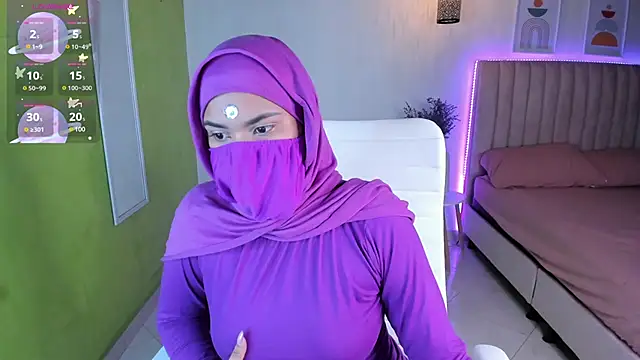 Snapshot of saray_halam chatting on March 2025 06:18:01 PM saray halam online show from March 2025 06:18:01 PM