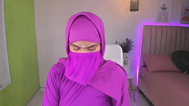 Snapshot of saray_halam chatting on March 2025 09:26:02 PM saray halam online show from March 2025 09:26:02 PM