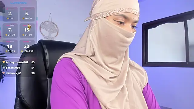 Snapshot of saray_halam chatting on September 2025 06:01:02 PM saray halam online show from September 2025 06:01:02 PM