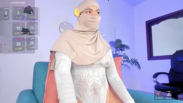 Snapshot of saray_halam chatting on November 2025 12:55:01 PM saray halam online show from November 2025 12:55:01 PM