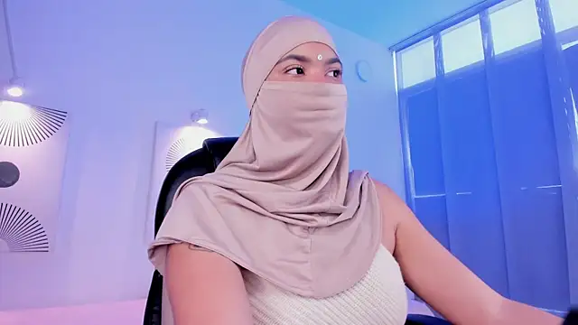 Snapshot of saray_halam chatting on December 2025 01:16:01 PM saray halam online show from December 2025 01:16:01 PM