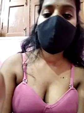 Snapshot of Shivani_Tivari chatting on December 2024 09:07:01 AM Shivani Tivari online show from December 2024 09:07:01 AM