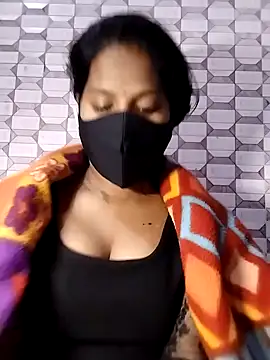 Snapshot of Shivani_Tivari chatting on January 2025 07:02:02 PM Shivani Tivari online show from January 2025 07:02:02 PM