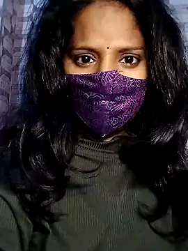 Snapshot of Shivani_Tivari chatting on February 2025 09:20:02 PM Shivani Tivari online show from February 2025 09:20:02 PM