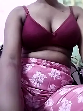 Snapshot of Shivani_Tivari chatting on November 2025 10:26:02 AM Shivani Tivari online show from November 2025 10:26:02 AM