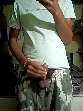 Snapshot of Skinny_Bigass_23 chatting on March 2026 05:12:01 AM Skinny Bigass 23 online show from March 2026 05:12:01 AM