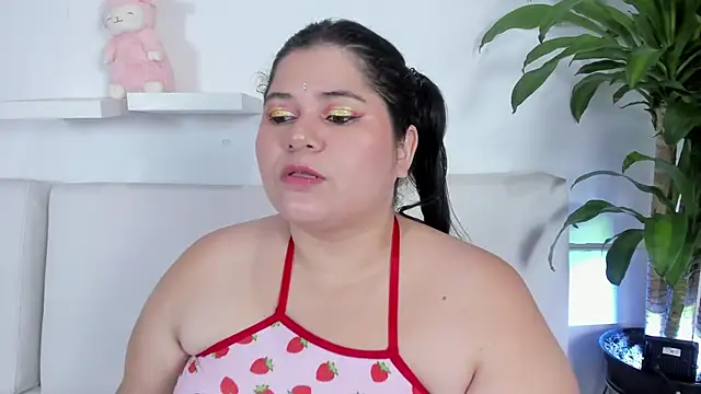 Snapshot of Meli_Meli chatting on January 2025 08:43:01 PM Meli Meli online show from January 2025 08:43:01 PM