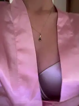 Aaliyah Salma online show from March 2026 06:19:02 PM