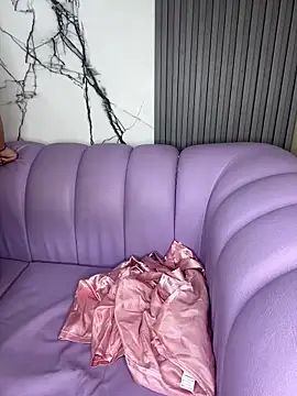 Aaliyah Salma online show from April 2026 07:31:02 PM