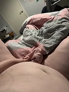 Snapshot of AmberTaylorXxx chatting on March 2026 05:22:01 AM AmberTaylorXxx online show from March 2026 05:22:01 AM