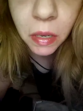 SUSELLAM1 online show from February 2026 12:14:02 AM