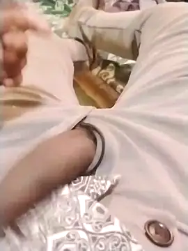 Snapshot of Muscular02 chatting on February 2025 10:20:02 AM Muscular02 online show from February 2025 10:20:02 AM