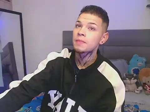 MarceloMilk online show from October 2025 05:50:02 AM