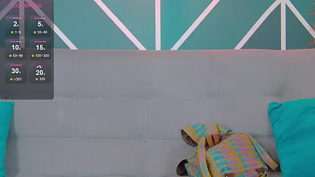 Lunamistyc online show from September 2025 07:52:01 PM