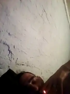 Snapshot of fuckbunny84b chatting on February 2025 11:59:01 PM fuckbunny84b online show from February 2025 11:59:01 PM