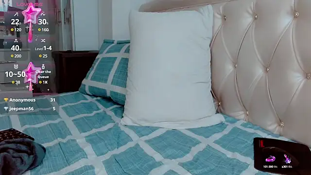 lunalovedoll  online show from January 2025 04:02:01 AM