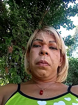 blondebitchlitle online show from October 2025 01:34:01 PM