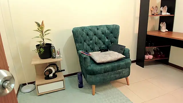 baker ella online show from February 2025 03:01:02 AM