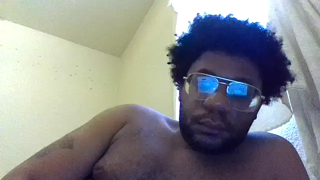 dvaughn3117 online show from April 2026 10:16:01 PM