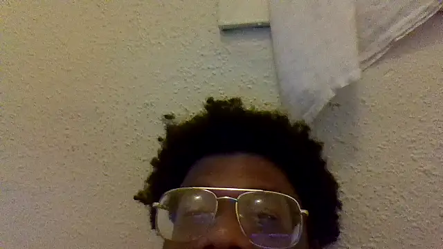 dvaughn3117 online show from April 2026 03:32:01 AM