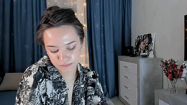 EmeliaReaper online show from February 2025 01:35:01 AM